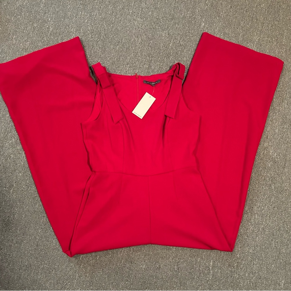 Julia Jordan Red Jumpsuit with Pockets Vibrant Comfortable Design